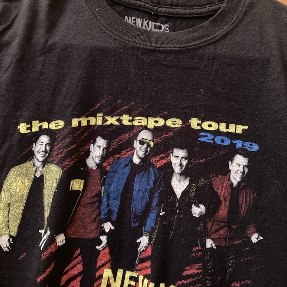 NEW KIDS ON THE BLOCK t-shirt - Picture 2 of 3